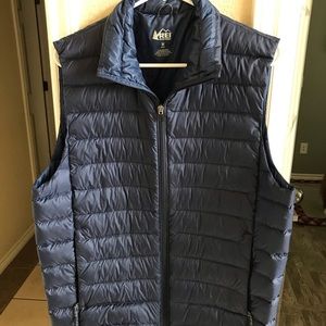 Men’s REI puffer vest